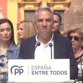 Bendodo dice que Vox "se ha marcado un gol en propia puerta" con la moción de censura