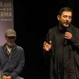 Podemos, sobre el PSOE: "Le tiemblan las piernas, mira demasiadas veces a la derecha"