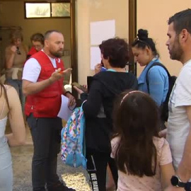 El fuego arrasa ya 4.000 hectáreas y sigue avanzando por las fuertes rachas de viento en el lado de Castellón