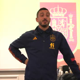 Joselu celebró anoche su 33 cumpleaños en la cena de la selección