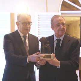 Recepción en la embajada de España en Arabia Saudí al Real Madrid y al Barça