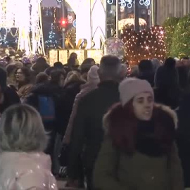 Vigo se despide con pena de sus luces navideñas tras casi dos meses