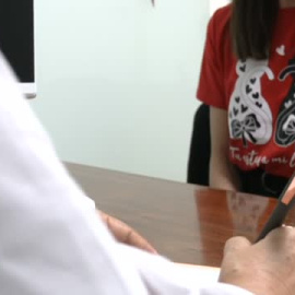 Los médicos de Castilla y León no estarán obligados a mostrar a mujeres embarazadas el latido fetal ni una ecografía anticipada 4D