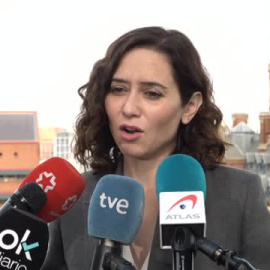 Díaz Ayuso: "No se me ocurre, como hace el Gobierno, señalar a empresas, distribuidoras, supermercados...creo que es insensato"