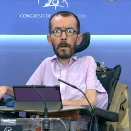Pablo Echenique a Planas: "No es momento de pedir paciencia a las familias"