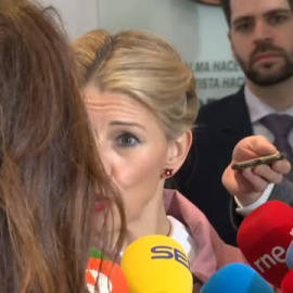 Yolanda Díaz ve "insuficiente" la posición de Planas con respecto al alza de los precios