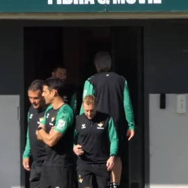 Pellegrini no quiere confianzas ante el Elche: "No pensamos ni en el Madrid ni en la Europa League"