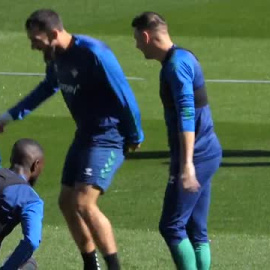 Pellegrini: "Lo más importante es creer e intentarlo desde el primer minuto hasta el final"  