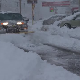 El frío y la nieve recorren EEUU de este a oeste