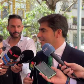 Haro defiende "el comportamiento intachable dentro y fuera del campo" de Canales en la ofrenda al Cristo de la Misión