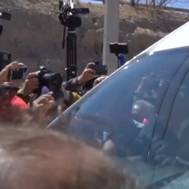 Protesta contra el convoy de López Obrador por los migrantes muertos en el incendio