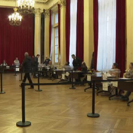 Los parisinos deciden si se prohíben los monopatines eléctricos de alquiler