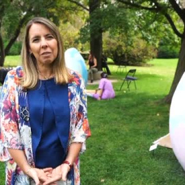 Huevos gigantes para conmemorar la pascua