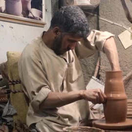 La cerámica de Afganistán, una artesanía hecha añicos por tantas guerras