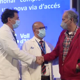 Vall'de Hebron realiza el primer trasplante de pulmones robotizado