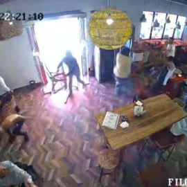 Violenta pelea entre 'gorrillas' en Sevilla por el control de un  parking ilegal