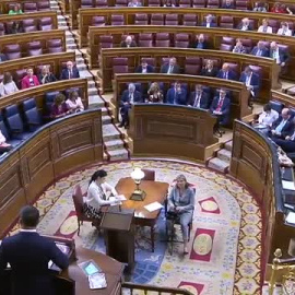 Abascal critica el "tedioso mítin" de Sánchez, sus "mentiras" y sus "insoportables lecciones sobre el mundo"