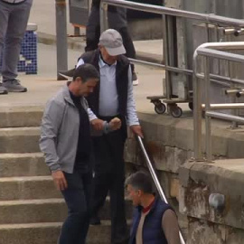 El rey Juan Carlos ya navega en Sanxenxo