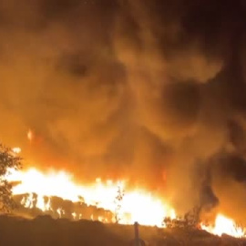 Arde una planta de residuos en Colmenar Viejo (Madrid)