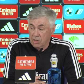 Ancelotti, sobre las patadas a Vinicius: "La suerte es que tiene una estructura fuerte, capaz de aguantar"