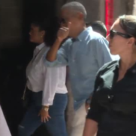 Los Obama y Spielberg revolucionan Barcelona