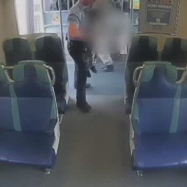 Un conductor de tren rescata de las vías a un niño de cinco años en Nueva York 