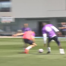 El Madrid se pone el mono de trabajo y ya prepara el choque de Champions