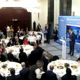 Feijóo cree que el presidente es como los "malos alumnos" que "no han hecho los deberes" e "intenta copiar cuando va a suspender el examen" 