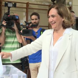 Colau asegura que el voto será "decisivo" en unas elecciones "tan disputadas" como estas