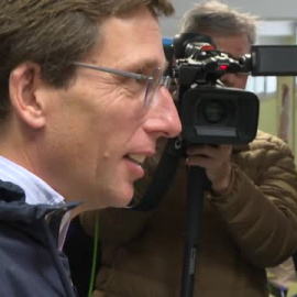 Martínez-Almeida: "Aunque caiga agua en Madrid, lo que tienen que caer son los votos"