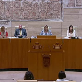 El choque total entre PP y Vox da al PSOE la presidencia de la Asamblea de Extremadura y acerca la repetición electoral