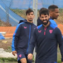 Isco abandona el entrenamiento del Sevilla a los pocos minutos