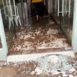 Fuertes lluvias dejan calles completamente inundadas en Lisboa