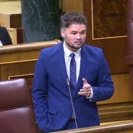 Sánchez: "Tendrán que ser los grupos parlamentarios los que decidan la solución al conflicto institucional creado por una mayoría conservadora en el TC"