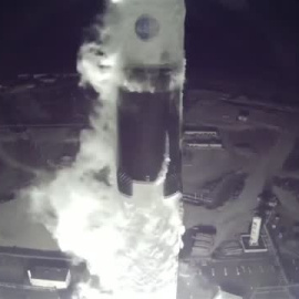 Exitoso lanzamiento de cuatro astronautas hacia la Estación Espacial Internacional