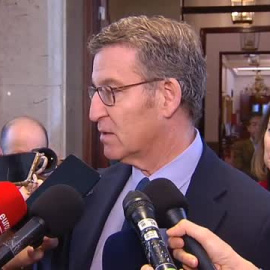 Feijóo llama "hooligan" a Sánchez por "insultar" a Ferrovial y a su presidente 