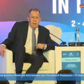 El público se ríe de Lavrov cuando dice que la guerra la comenzó Ucrania