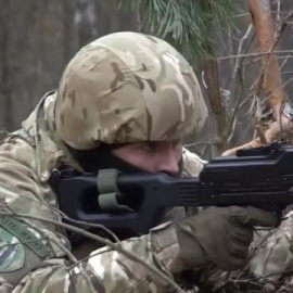Bajmut sigue resistiendo el empuje de las tropas rusas