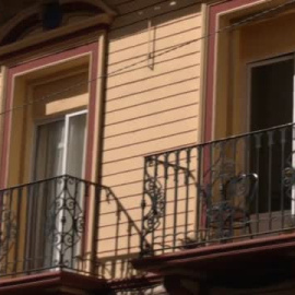 Los futbolistas estafados en Granada sobrevivían hacinados y hambrientos