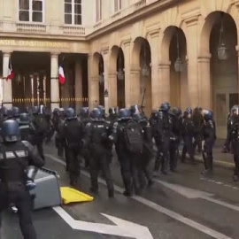 Francia vive las últimas protestas antes de la decisión sobre la reforma de las pensiones