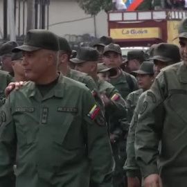 Nicolás Maduro lidera la marcha por el aniversario del golpe de estado contra Chávez