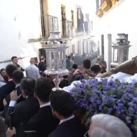 El Cristo de las Aguas sale en procesión extraordinaria en Jerez para invocar a la lluvia