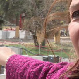 Los vecinos desalojados por las obras del Metro en San Fernando de Henares acampan para exigir a Ayuso indemnizaciones justas