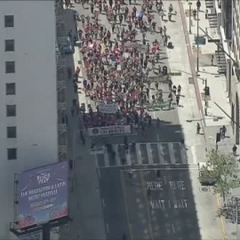 Protesta en Los Ángeles contra los últimos ataques al derecho al aborto
