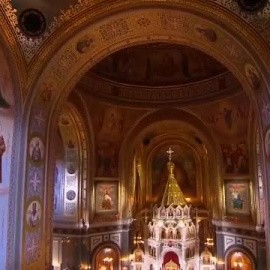 Putin asiste a la liturgia del Domingo de Pascua ortodoxo