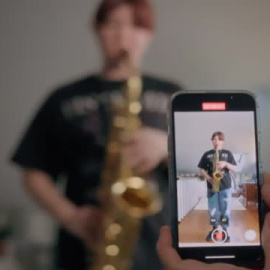 El móvil: un miembro de la familia que interfiere en la relación entre padres, madres e hijos