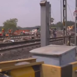 India trabaja en la identificación de las víctimas del accidente ferroviario