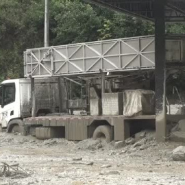 Casi treinta personas desaparecidas y once fallecidos en un corrimiento de tierra en Colombia