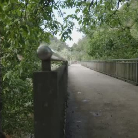 Adiós a una campaña que será recordada por la "guerra de las lonas"