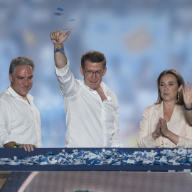 Simpatizantes de Ayuso interrumpen el discurso de Feijóo para corear el nombre de la presidenta madrileña